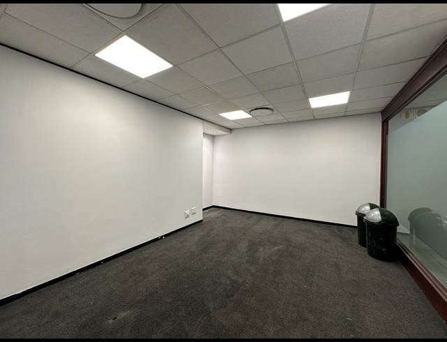 362M² OFFICE TO LET IN SANDTON CENTRAL